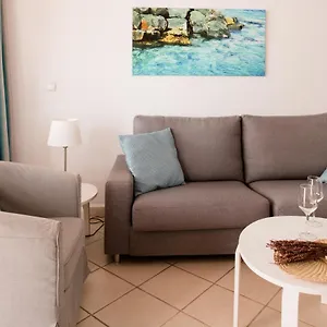 https://first-line-ocean-view-apartment-with-bbq.in-canary-islands.com